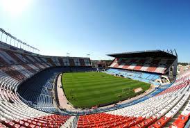 El estadio Vicente Calderón recibe al Málaga | Foto: BruceW.