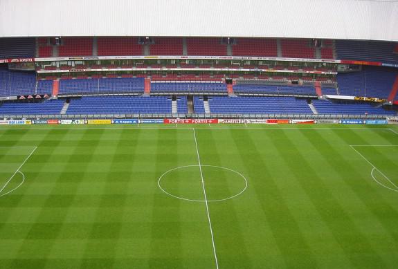Stadion Feyenoord De Kuip, ubicado en la ciudad de Rotterdam | Foto: DennisPeeters